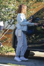 Kate Mara in Casual outfit in Los Angeles 09/19/2022