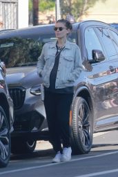 Kate Mara - Running Errands in Los Angeles 09/20/2022
