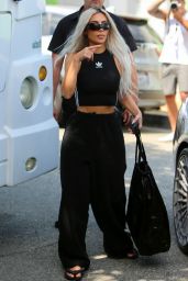 Kim Kardashian - Out in Sherman Oaks 09/08/2022