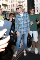 Kirsten Dunst   Milan Fashion Week 09 23 2022   - 24