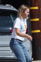 Kristen Bell - Out in Los Angeles 09/12/2022
