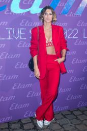 Laury Thilleman – Etam Fashion Show in Paris 09/27/2022