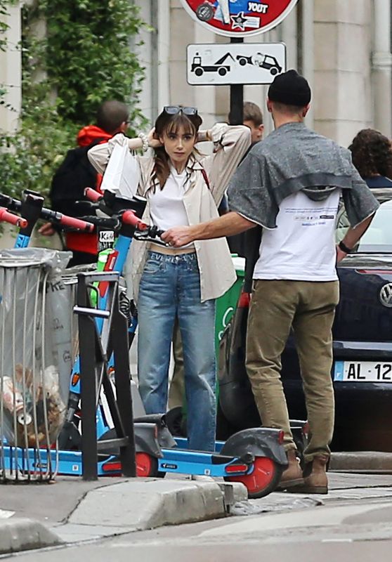 Lily Collins and Charlie McDowell   Paris 09 15 2022   - 16