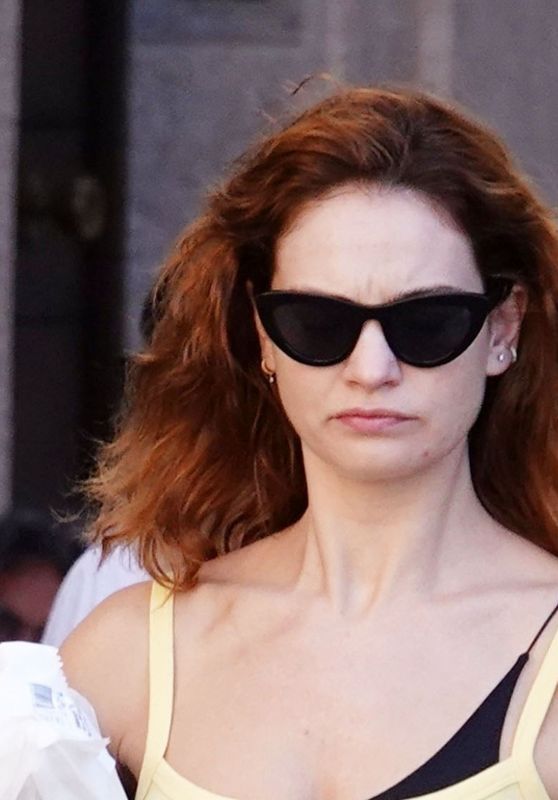 Lily James Make-up Free - Rome 09/25/2022