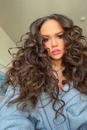 Madison Pettis 09 02 2022   - 99