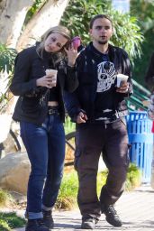 Molly Schirmang With Michael Jackson s Son Prince Jackson   Malibu 09 25 2022   - 80