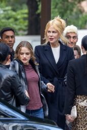 Nicole Kidman and Joey King - Netflix "A Family Affair" Set in Atlanta 09/01/2022