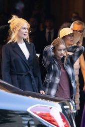Nicole Kidman and Joey King - Netflix "A Family Affair" Set in Atlanta 09/01/2022