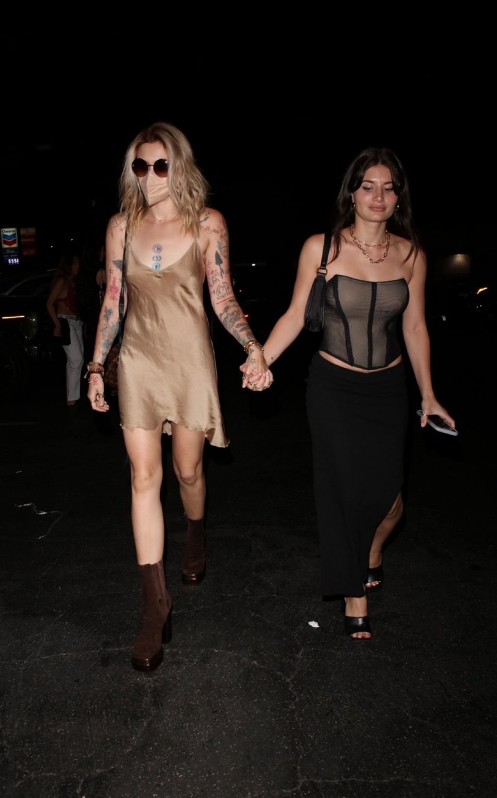 paris-jackson-at-kaia-gerber-s-21st-birthday-in-hollywood-09-03-2022