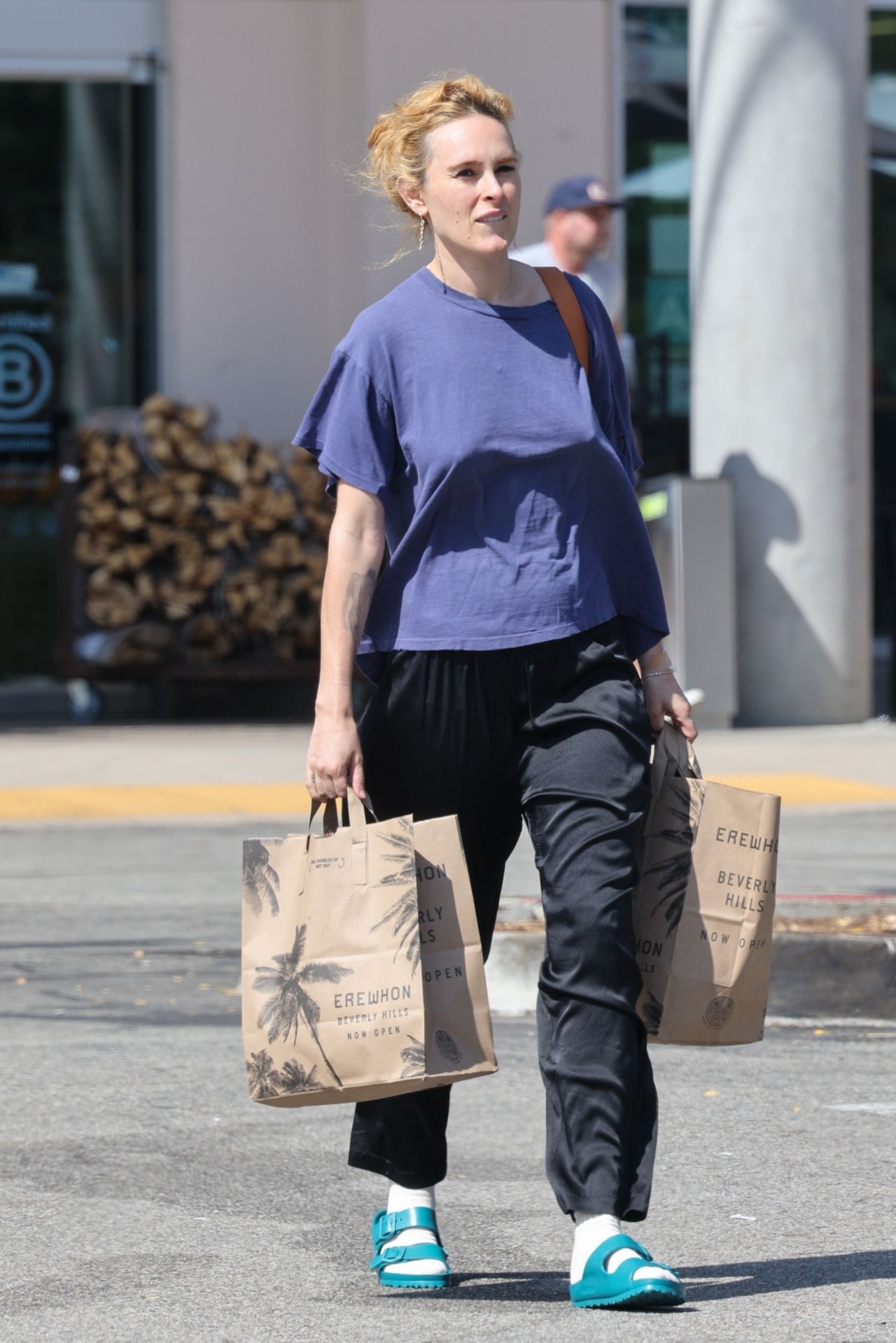 Rumer Willis at Erewhon Market in LA 09/17/2022 • CelebMafia