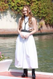 Sadie Sink    The Whale  Photocall in Venice 09 03 2022   - 16