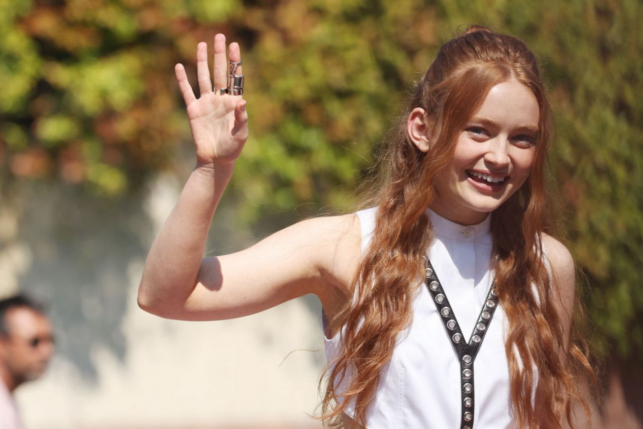 Sadie Sink - "The Whale" Photocall in Venice 09/03/2022 • CelebMafia