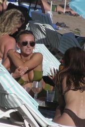 Tiffany Watson and Lucy Watson in Bikinis on the Beaches of Barcelona 09/01/2022