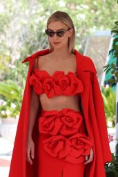 Vanessa Kirby at the Hotel Excelsior in Venice 09/07/2022