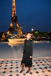 Zoe Kravitz – Saint Laurent Fashion Show in Paris 09/27/2022