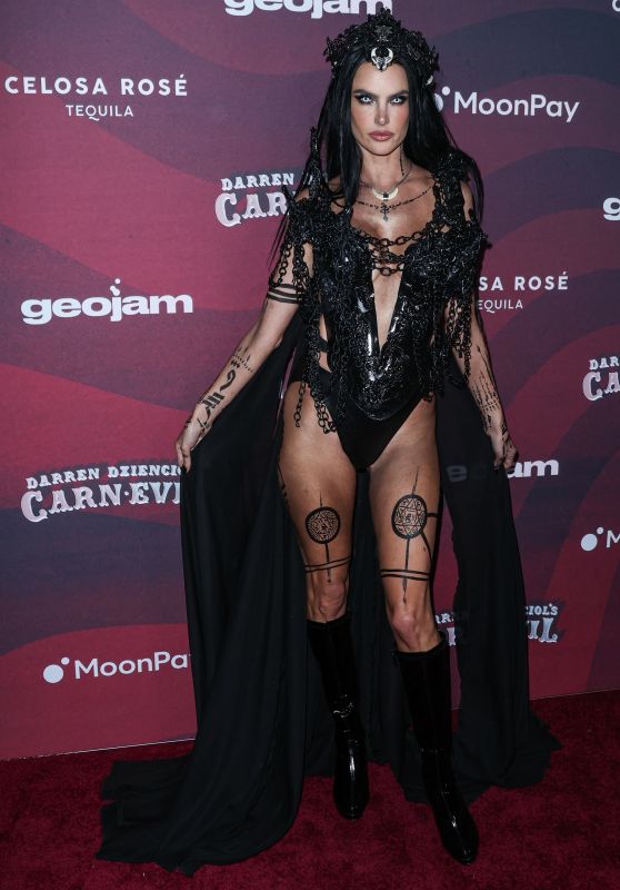 Alessandra Ambrosio – Darren Dzienciol’s CARN*EVIL Halloween Party in LA 10/29/2022 (more photos)