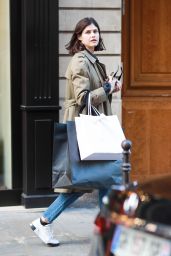 Alexandra Daddario - Shopping in Paris 10/01/2022