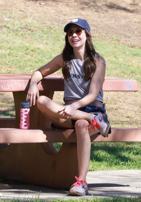 Alison Brie at the Park in Los Angeles 10/19/2022