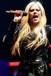 Avril Lavigne   When We Were Young Festival in Las Vegas 10 23 2022   - 78