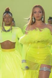 Beyonce Outfit 03/27/2022 (I)