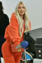 Chloe Sims, Frankie Sims and Demi Sims - Arrive at LAX Airport in Los Angeles 10/28/2022