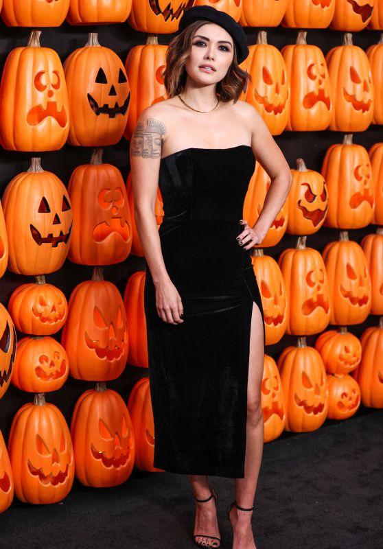 Daniella Pineda – “Halloween Ends” Premiere in Los Angeles 10/11/2022