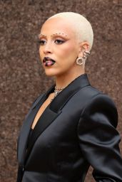 Doja Cat – Givenchy Fashion Show in Paris 10/02/2022