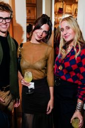 Emily Ratajkowski   Tory Burch and Sarah Hoover Celebrate  What Shall I Wear  in NYC 10 11 2022   - 69