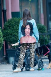 Emily Ratajkowski Wears a Prince Sweatshirt - New York 10/16/2022