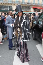 Erykah Badu - Thom Browne Fashion Show in Paris 10/03/2022