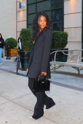 Gabrielle Union Wears a Striking Black Outfit - New York 10/06/2022