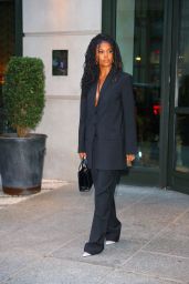 Gabrielle Union Wears a Striking Black Outfit - New York 10/06/2022