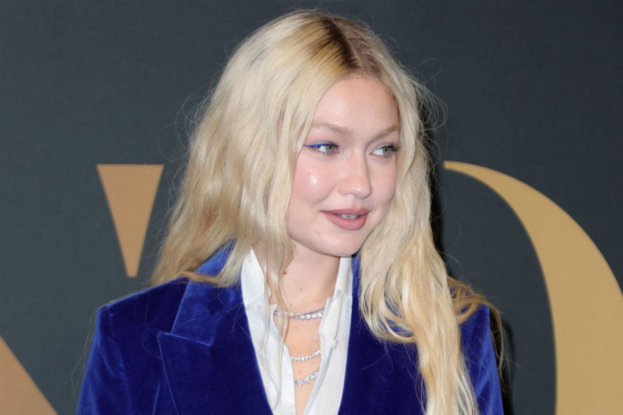 Gigi Hadid – 2022 WWD Honors at Cipriani South Street 10/25/2022 ...