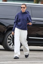 Hailey Rhode Bieber In Comfy Outfit West Hollywood 10 11 2022 | celebmafia