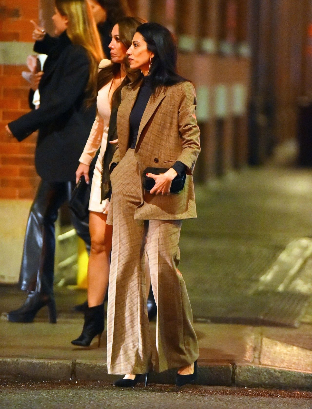 Huma Abedin Night Out in Manhattan 10/20/2022 • CelebMafia