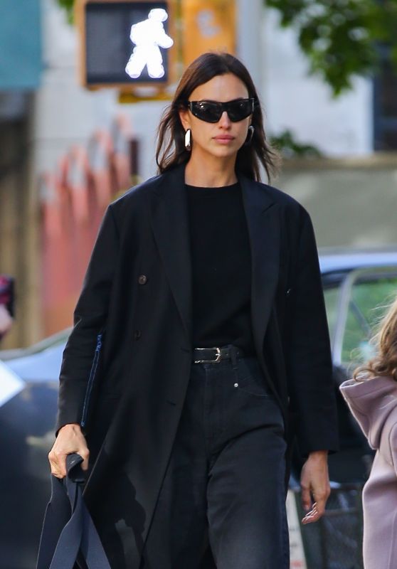 Irina Shayk Wears All Black Ensemble in New York 10 29 2022   - 23