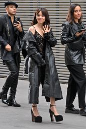 Jenna Ortega – Valentino Fashion Show in Paris 10/02/2022