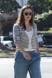 Jennifer Garner   Out in Santa Monica 10 18 2022   - 28