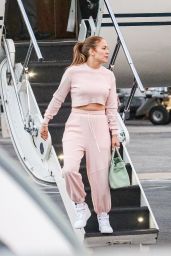 Jennifer Lopez - Arrives in Los Angeles 10/09/2022