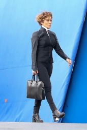 Jennifer Lopez - "Atlas" Filming Set in Los Angeles 10/11/2022