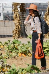 Jessica Alba - Visits a Pumpkin Patch in LA 10/23/2022