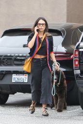 Jordana Brewster   Out in Pacific Palisades 10 12 2022   - 6