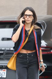 Jordana Brewster   Out in Pacific Palisades 10 12 2022   - 30