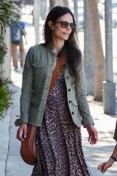 Jordana Brewster - Shopping on Santa Monica 10/20/2022