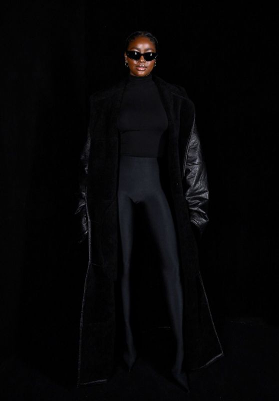 Justine Skye - Balenciaga Show at Paris Fashion Week 10/02/2022