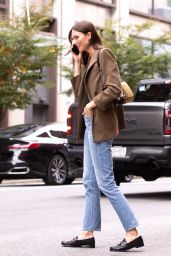 Karlie Kloss - Out in NYC 10/19/2022