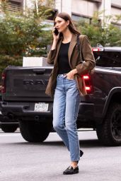 Karlie Kloss - Out in NYC 10/19/2022