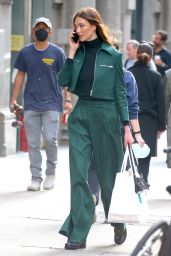 Karlie Kloss Street Style - New York 10/25/2022