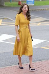 Kate Middleton at the Royal Surrey County Hospital 10/05/2022