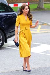 Kate Middleton at the Royal Surrey County Hospital 10/05/2022